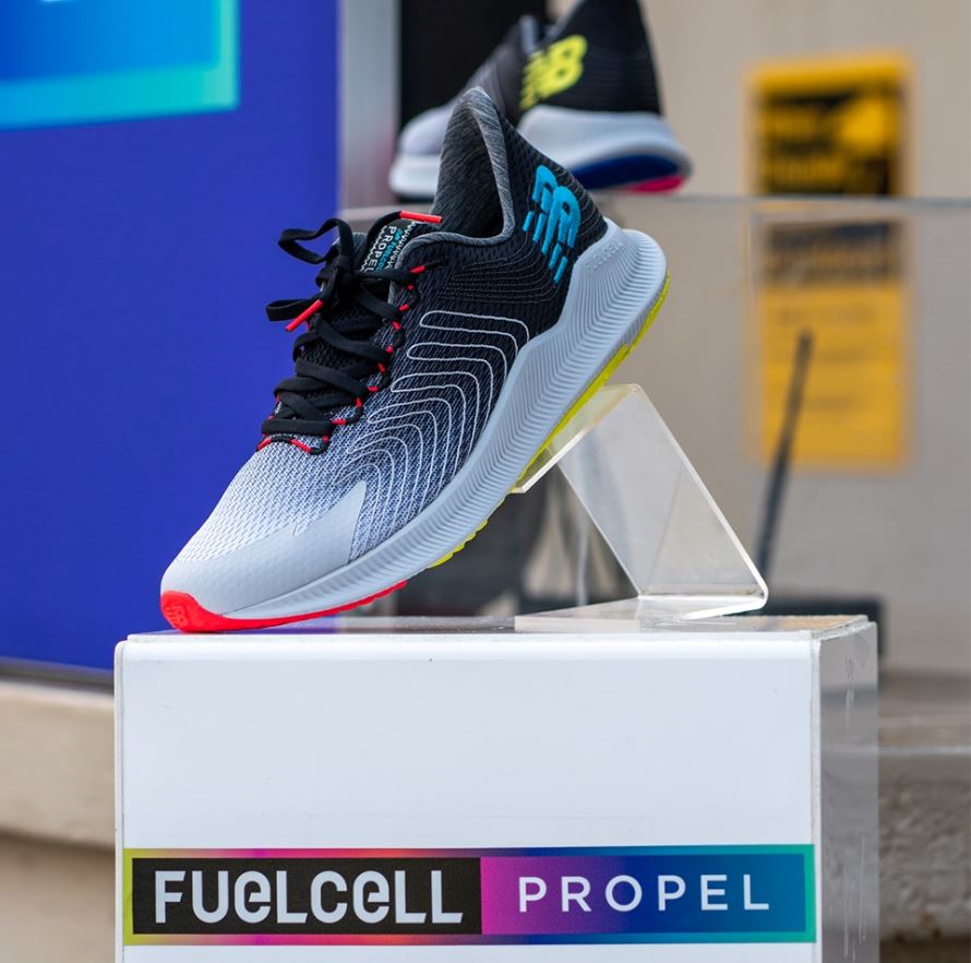 Nouveautés chaussures, New Balance propose deux modèles running la FuelCell Rebel et la FuelCell Propel.