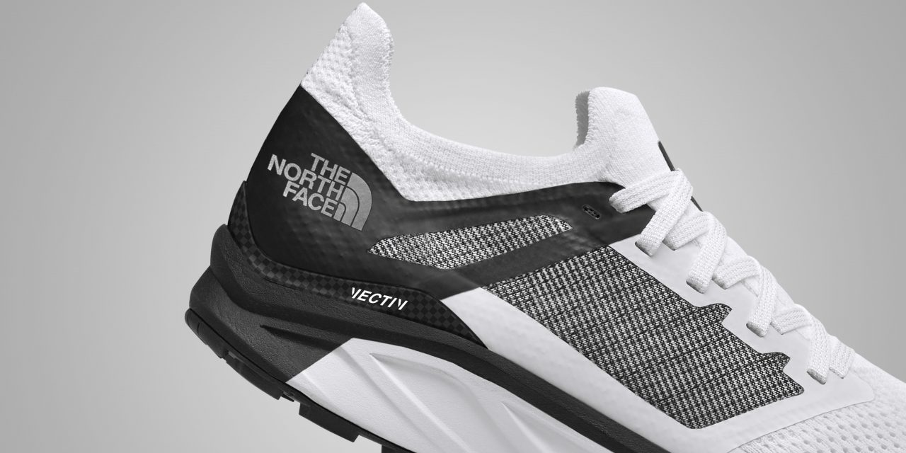 The North Face Vectiv; la marque commercialise les premières chaussures de trail dotées d’une plaque carbone.