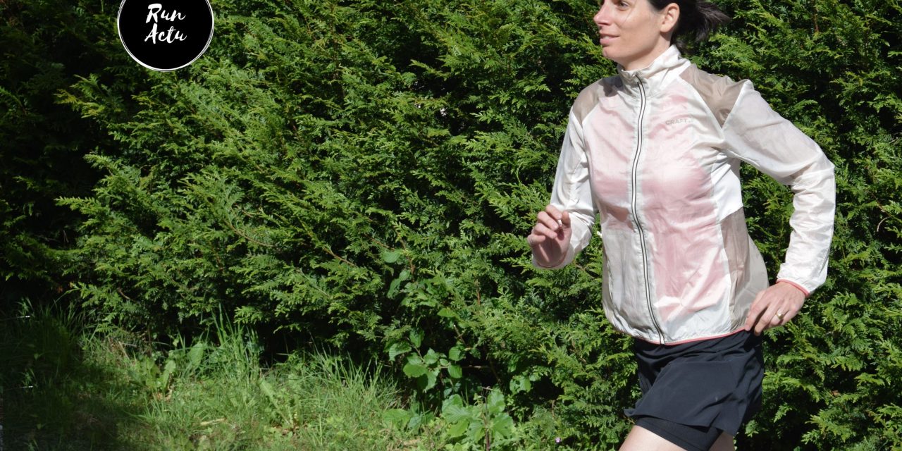 Craft Hypervent, une tenue running féminine idéale pour l’été. Découvrez la jupe Craft.