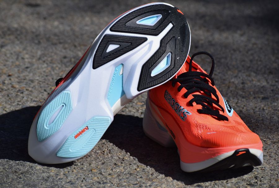 speedvault-brooks speedvault-brooks