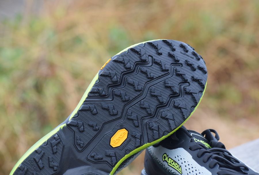 cascadia-20-vibram