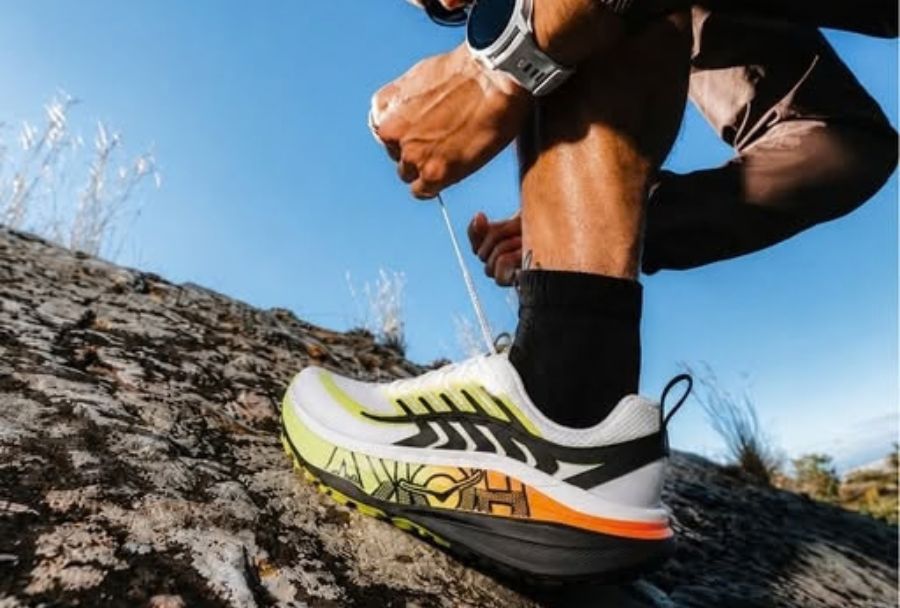 gravel-hoka-stinson