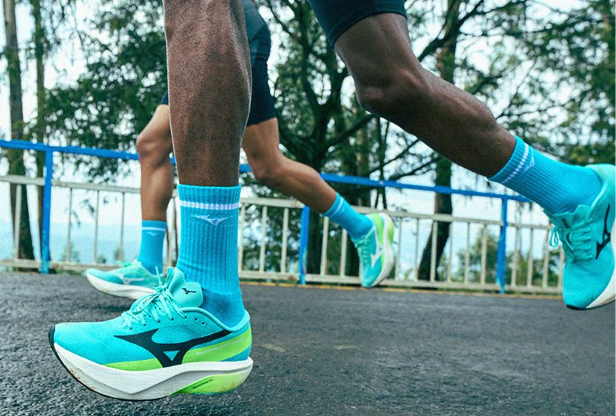 test-mizuno-hyperwarp-racer-2